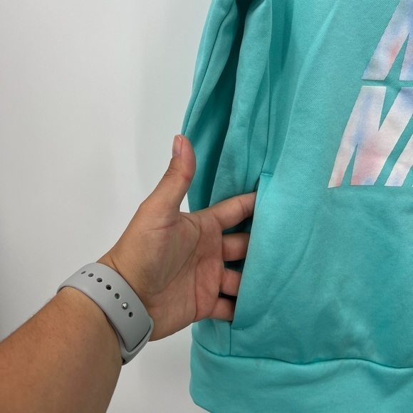Nike Dri -Fit Hoodie Kids Size Medium - Picture 3 of 6
